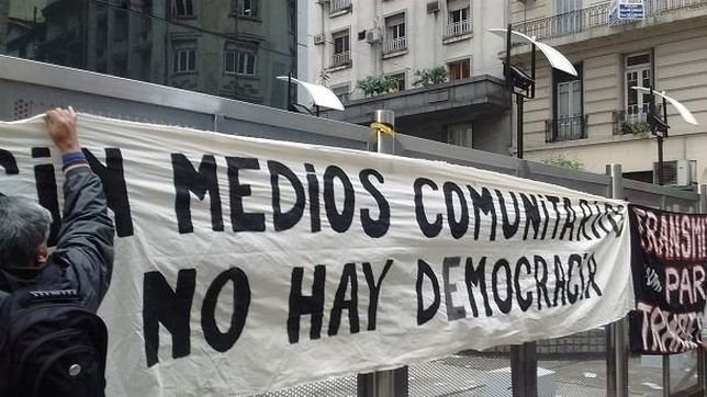 ajuste y subejecucion en la enacom disparan la crisis de los medios alternativos