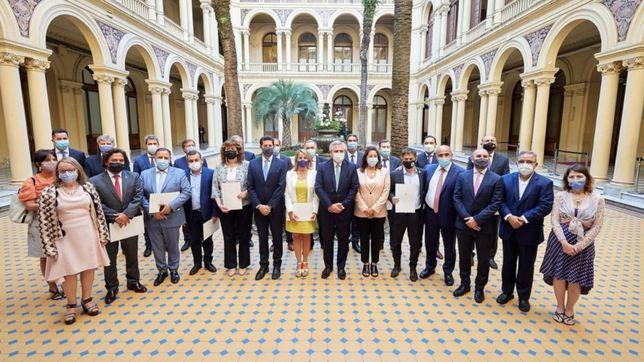 cumbre de gobernadores en el cfi: recursos para las provincias y proyeccion 23