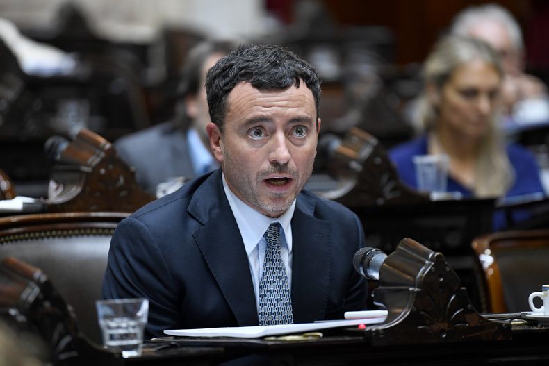 Rodrigo de Loredo, jefe del bloque radical en la Cámara de Diputados