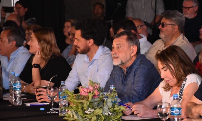 Plenario Frente Peronista Cordobés Carlos Caserio