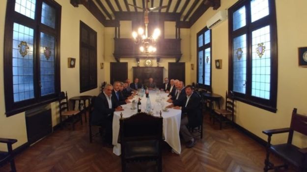 Lavagna le dijo al campo que hoy no puede ganar frente a Macri y Cristina