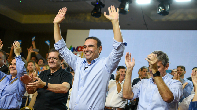 Gustavo Valdés relanzó su frente Vamos Corrientes de cara a las elecciones generales en la provincia. 