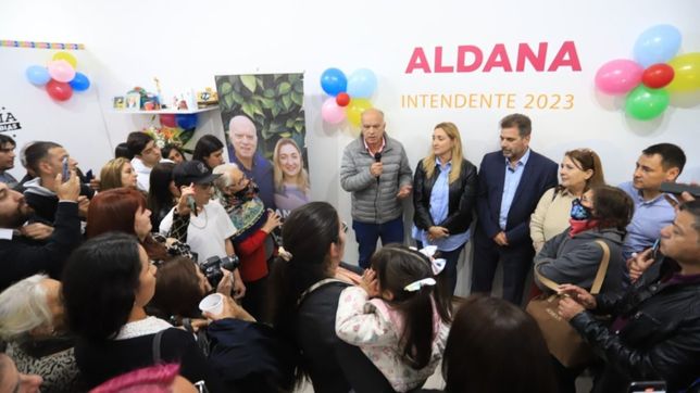 en modo campana, grindetti y ritondo inauguraron un local en merlo