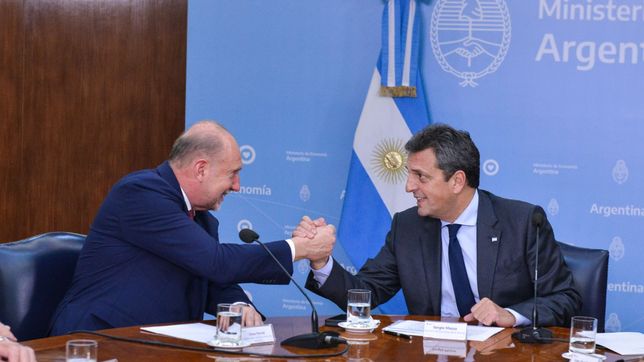 perotti le arrimo a massa apoyo electoral y un puente con el campo