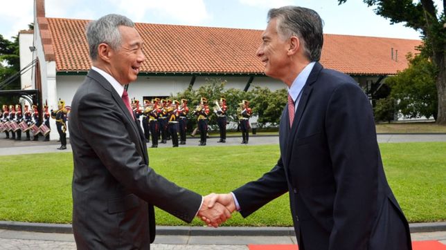 invitado premmium: nicky caputo, con macri en la reunion con singapur