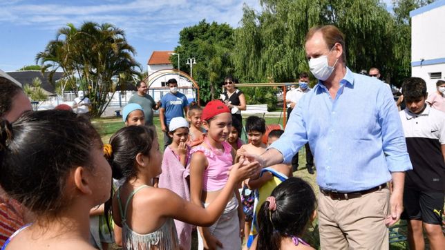 en modo verano, bordet esquiva la playa y profundiza su albertismo