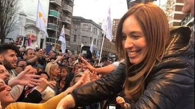 vidal cierra con los dos macri, gira por distritos flojos y sobredosis de tv