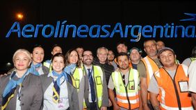 Fernández partió a Francia y vuelve el 17, horas antes de que hable Cristina