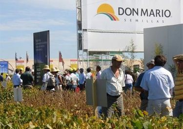 Reunión en Chacabuco con Guillermo Moreno por proyecto biotecnológico