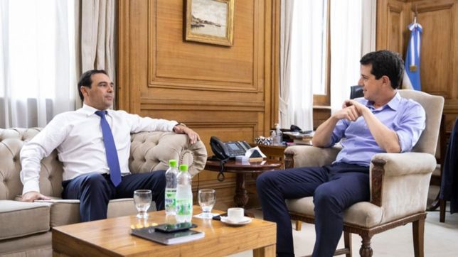 el gobernador de corrientes volvio a presionar para tratar la deuda interna