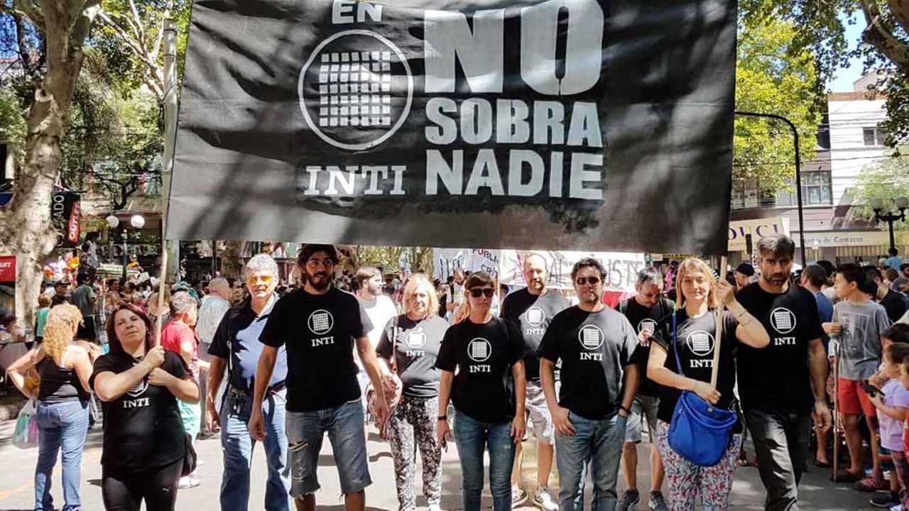 Federico Sturzenegger quiere que echen a 1400 trabajadores del INTI