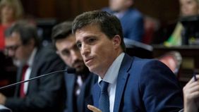 Gestapo-gate: gambeta al juez y pelotazo a la tribuna del senador Allan