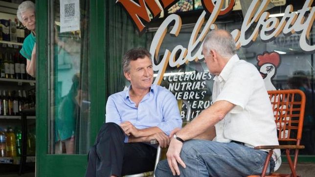 macri mando a los suyos a tocar timbre en todo el pais