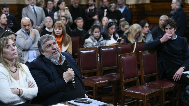 José Mayans, senador de Unión por la Patria, durante el debate de jubilaciones.  