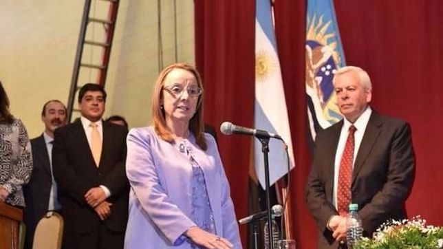 alicia juro e inicio la resistencia k en santa cruz
