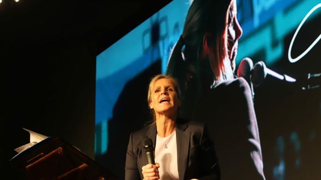 el sueno opositor de hotton y la grey evangelica empoderada