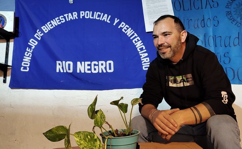 Rubén Muñoz, el referente que encabeza la protesta de los policías de Río Negro.