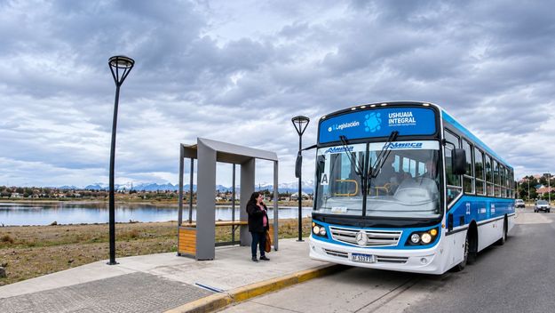 Teléfono para Walter Vuoto: ponen la lupa sobre la UISE y denuncian una deuda que supera los $1.000 millones. Foto: https://www.ushuaia.gob.ar
