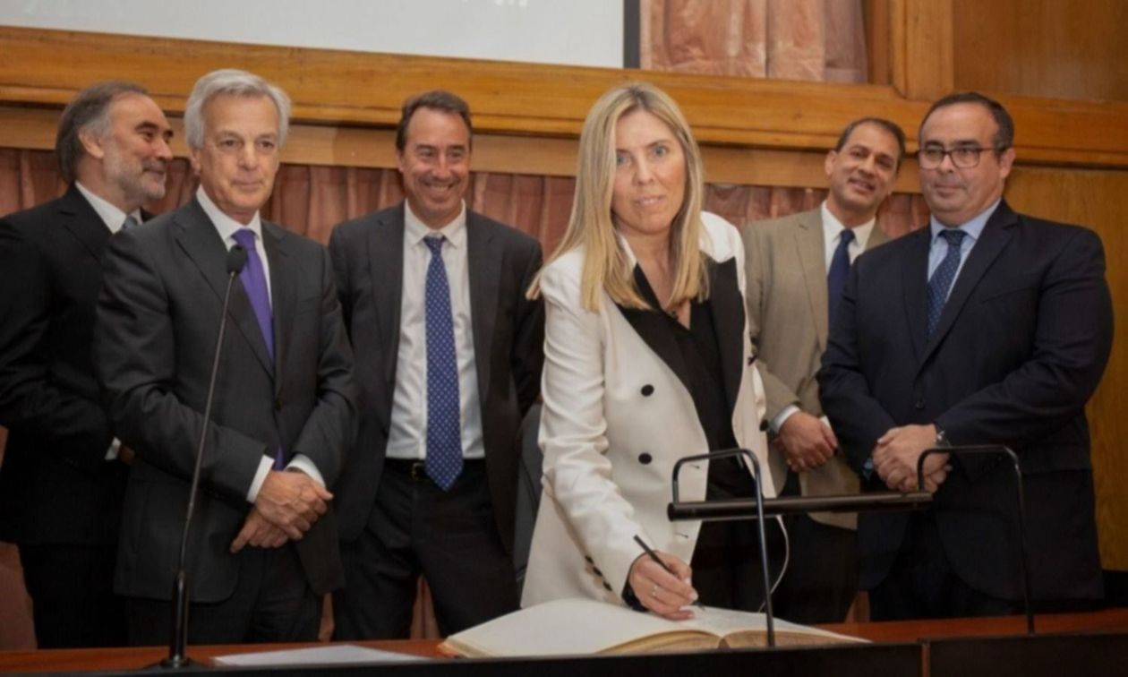 María Eugenia Capuchetti María Eugenia Capuchetti