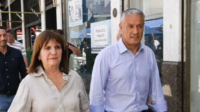 Patricia Bullrich y José Núñez, primer candidato a diputado, en una recorrida en suelo santafesino.