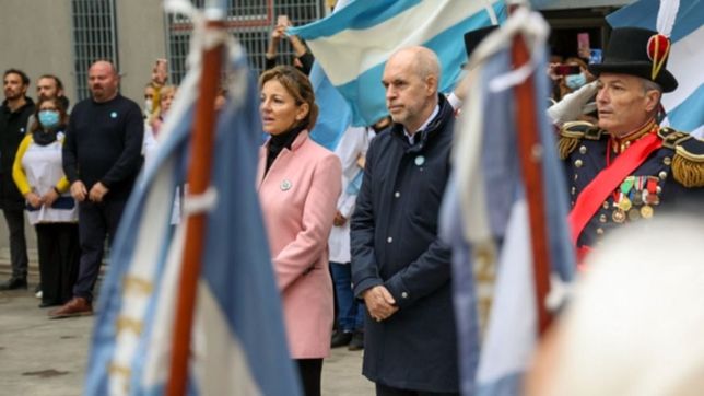 larreta les prohibe usar el lenguaje inclusivo a les docentes portenes