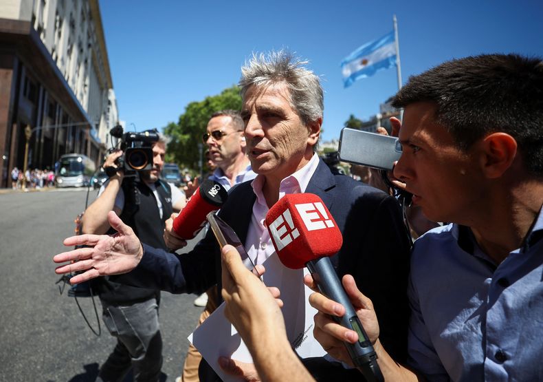 FMI: Toto Caputo resolvió unificar los pagos (Foto: NA)
