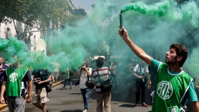 cortar 20% el empleo publico y licuar sus salarios, prioridades del ajuste