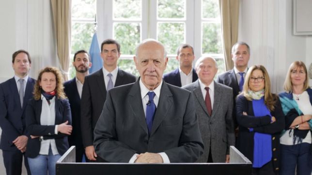 lavagna se mete en las charlas macri-fernandez y pide renegociar con el fmi