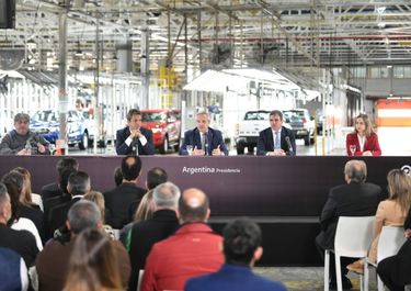 Neumáticos, la figurita difícil del álbum de soluciones de Massa