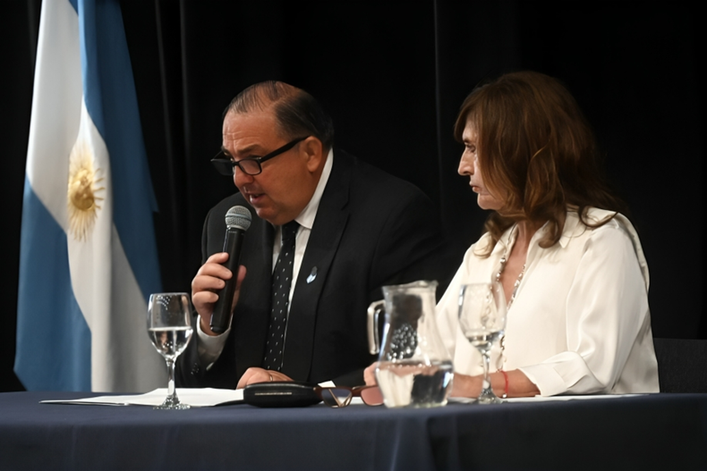 El discurso completo de Juan Pablo Poletti en el Concejo de Santa Fe