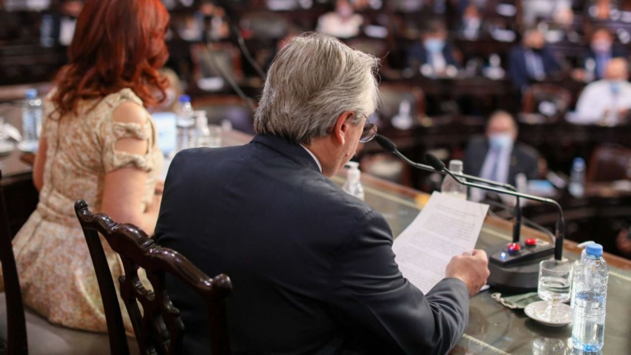 El mundo de AF: la tercera posición del profeta offshore