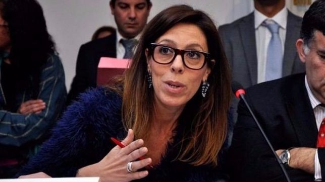 la oa pide llevar a cristina a juicio oral por el manejo de la obra publica