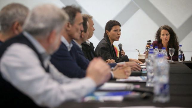 El reclamo de Mayra Mendoza al gobernador Axel Kicillof