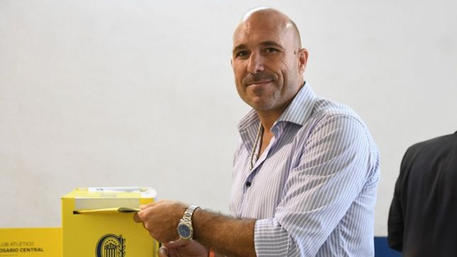 belloso arraso y se convirtio en el nuevo presidente de rosario central