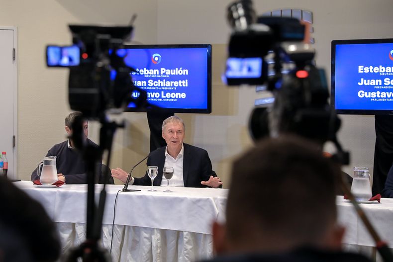 schiaretti-confrencia-prensajpg