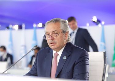 De Roma con amor: Fernández mete dos goles y se lleva oxígeno político del G20