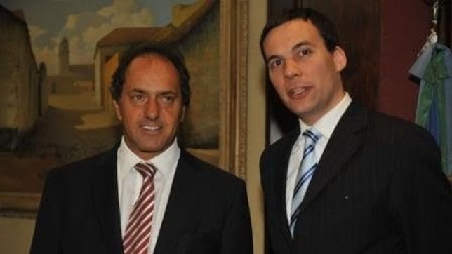 los insolitos premios que la provincia se entrega a si misma