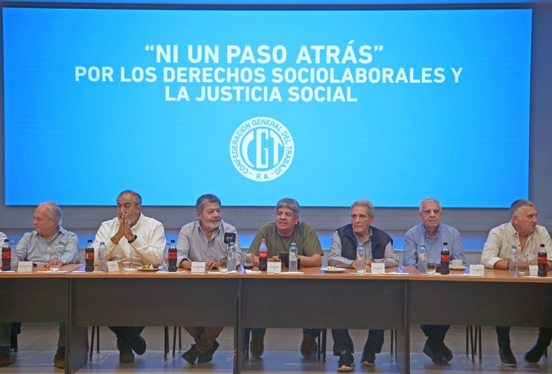 Reunión de la CGT tras el decretazo