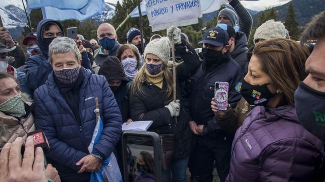 villa mascardi: banderazo, denuncias y respaldo a la postura de carreras