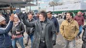 factor milei: kicillof busca evitar la fuga del voto peronista desencantado