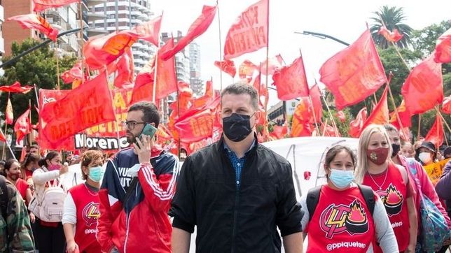 trotskismo por massismo: quien se quedo con la banca que dejo massa