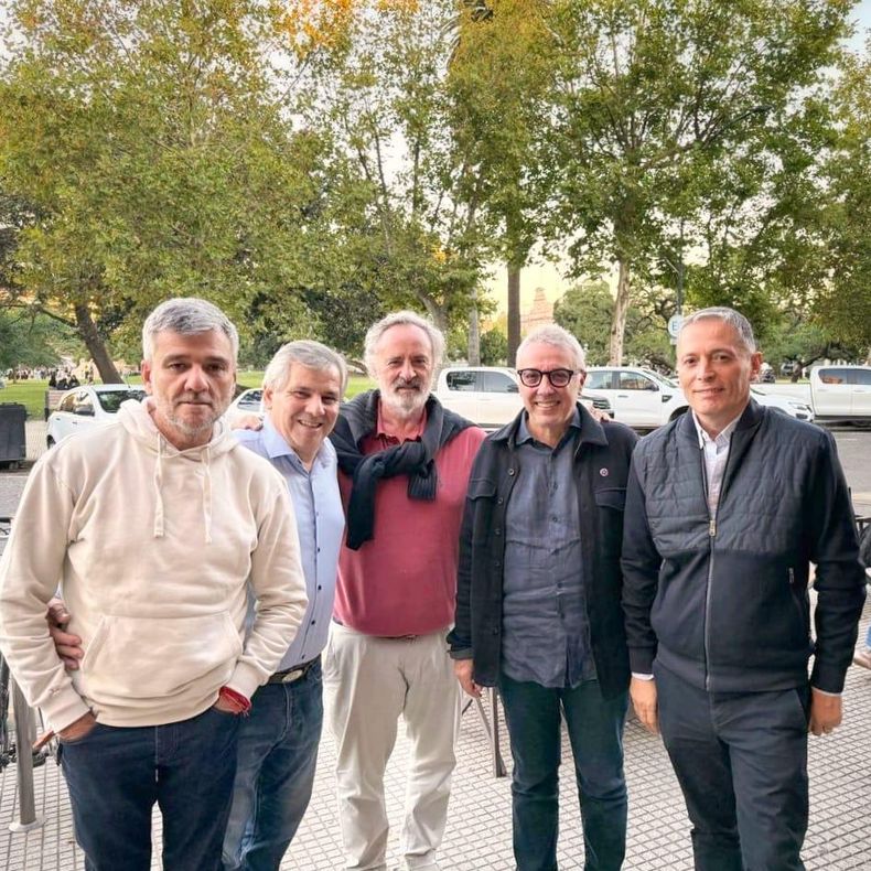 La mesa del peronismo anti k en Buenos Aires&nbsp;