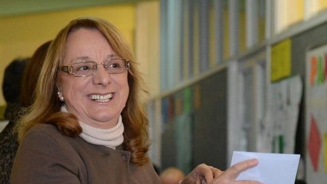alicia kirchner: no hay apellidos milagrosos, siempre hay que trabajar