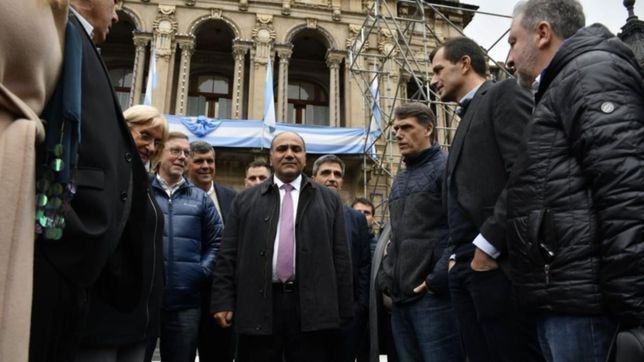 el peronismo federal sumo a manzur, otro gobernador con aspiraciones