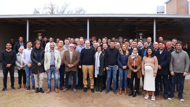 la intendenta del ring raje, schiaretti offshore y las figuritas de bullrich y larreta