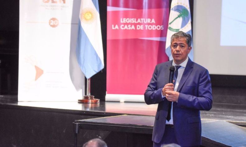 Rolando Figueroa