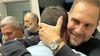 Martín Gill abraza a Agustín González, el intendente reelecto en Cruz Alta.&nbsp;