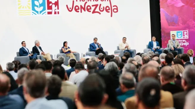 Nicolás Maduro, ante empresarios. Nicolás Maduro, ante empresarios.