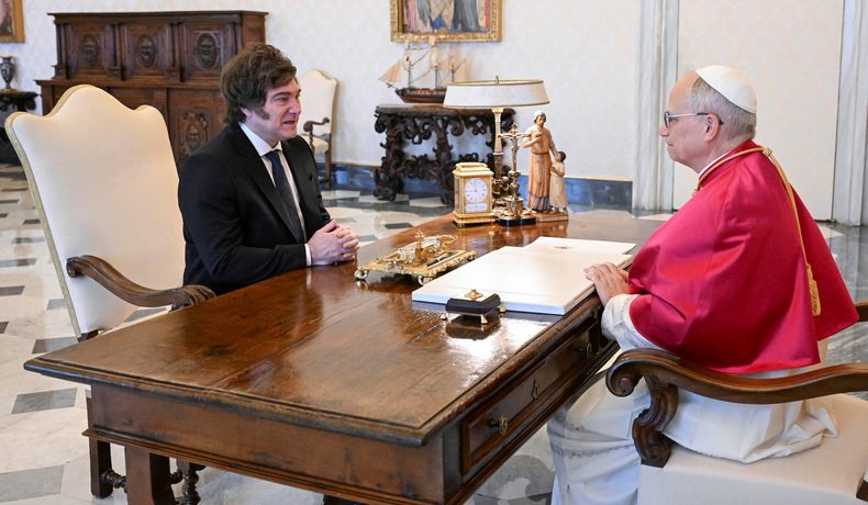 El presidente Javier Milei y el papa León XIV
