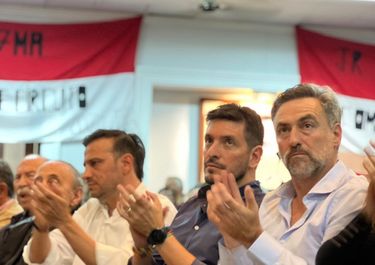 Marcos Ferrer con Ramón Mestre en la asunción de autoridades de la UCR Córdoba